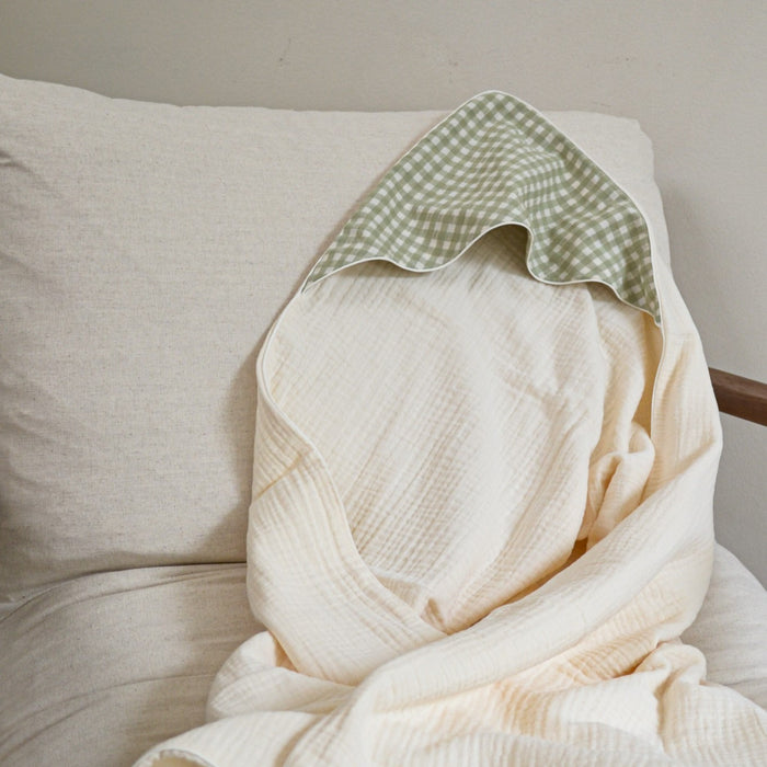 Max Olive Bath Cape
